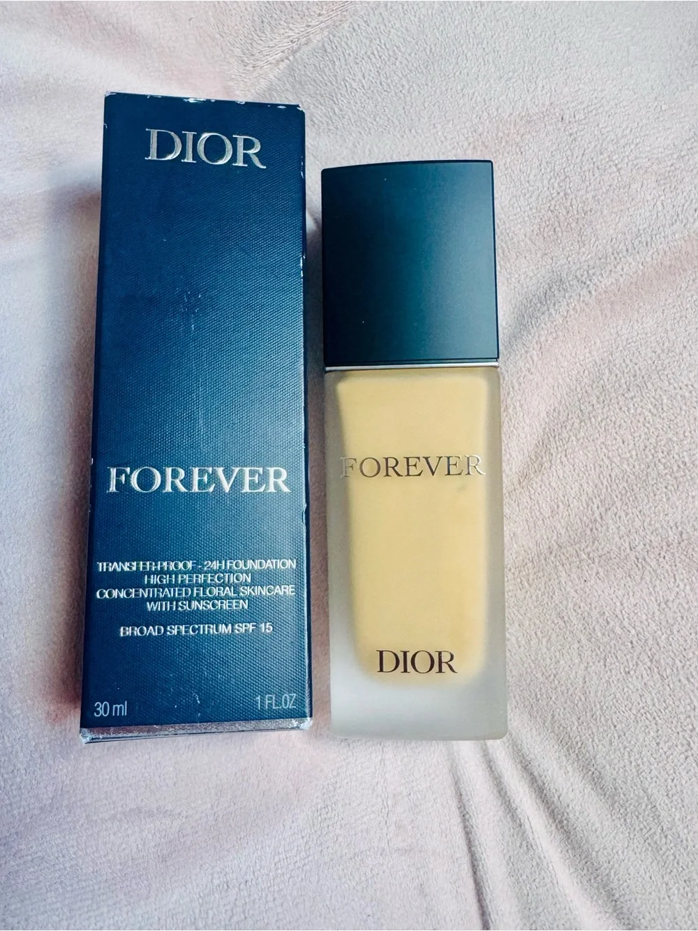 Dior Forever Liquid Foundation - 3WO Beige (30 ml)